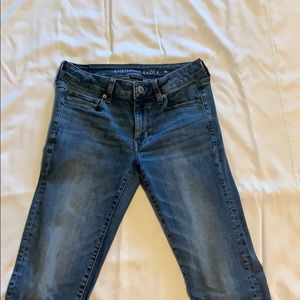 Women’s American Eagle Jeans
